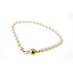 Pearls Bracelet with Yellow gold Sphere