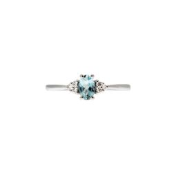 Anello Solitario Acquamarina Ovale 6x4mm e 6 Diamanti in Oro Bianco