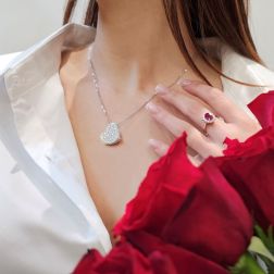 Collana Doppia Forzatina con Pavè Cuore Diamanti foto indossata