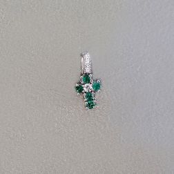 Ciondolo Croce con Smeraldi - Larghezza 6.7mm