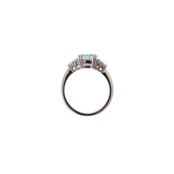 Anello Solitario con Acquamarina 9mmx7mm e Diamanti