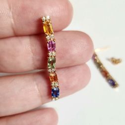 Orecchini Pendenti lineari Zaffiri multicolor e Diamanti