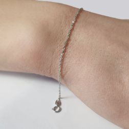 Photo of worn Singapore Bracelet white gold