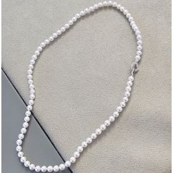Collana Perle 5mm Fresh Water chiusura Goccia in Oro Bianco e Diamanti