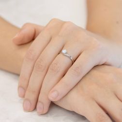photo of worn of Solitaire "Love Panarea" GIA Diamond 0.40ct Platinum