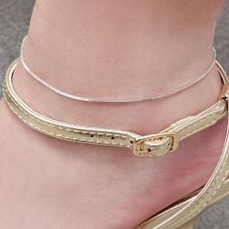 Photo of worn Anklet venetian chain white gold 0.8mm
