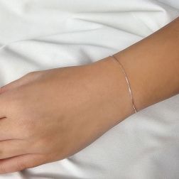 Bracciale Catena Veneta oro bianco 0.6mm foto indossata