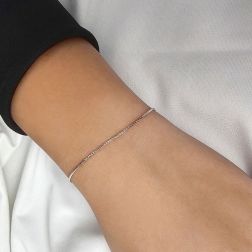 Bracciale Catena Veneta oro bianco 0.8mm foto indossata