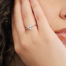 Solitario Panarea Diamante 0.70ct foto indossata