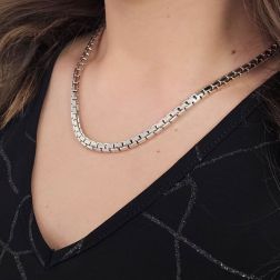 Collana 45cm a catena Veneziana - 5.2mm foto indossata