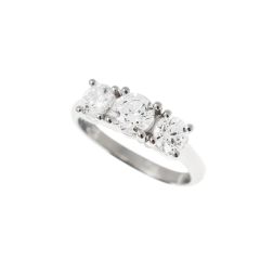 Anello Trilogy Centro da 0.57ct/0.60ct e lati da 0.38ct