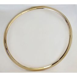 ‘Aura’ rigid necklace in yellow gold