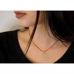 Ciondolo Fiore con righe traforate oro bianco