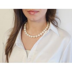 Photo of worn Freshwater pearl necklace with a Hidden Clasp in 18kt White Gold