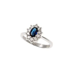 Anello Kate Zaffiro Piccolo 6x4mm con 10 Diamanti