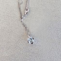Girocollo punto luce Sparkle Acquamarina Carrè 5mm