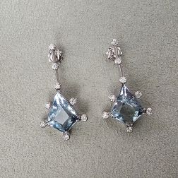 Queen Earrings with Aquamarine and Diamond Pendant
