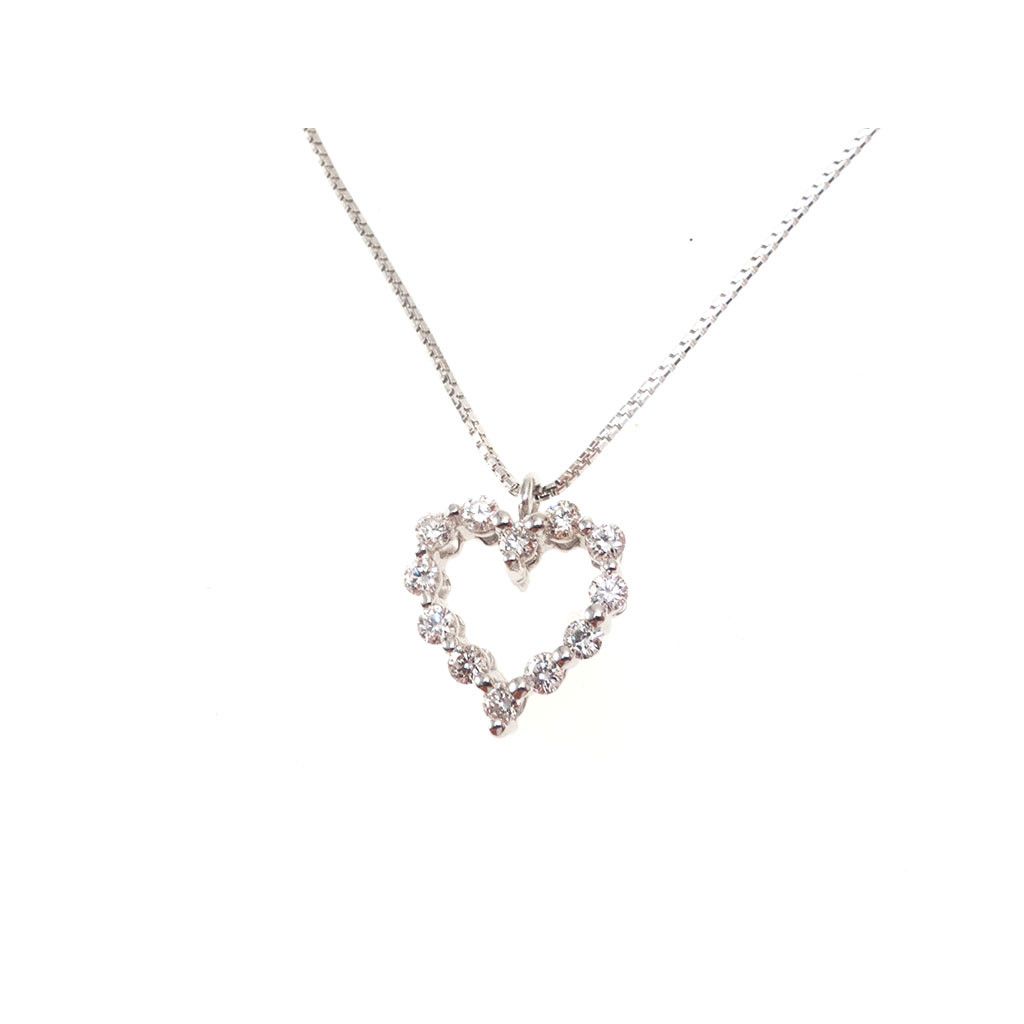Collana con Ciondolo Cuore forato e 12 Diamanti