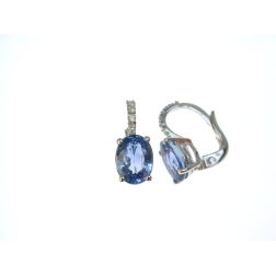 Earrings with Oval Blue Sapphire and diamonds