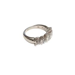 5 Diamonds Center of 0.37ct and 4 of 0.30ct/031ct Ring Suspended