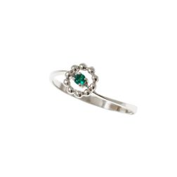 Easy Flower Emerald White Gold Solitaire Ring