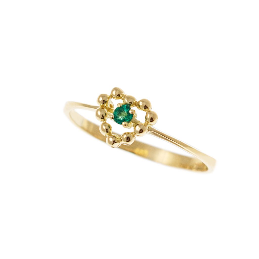 Easy Love Emerald Yellow Gold Solitaire Ring