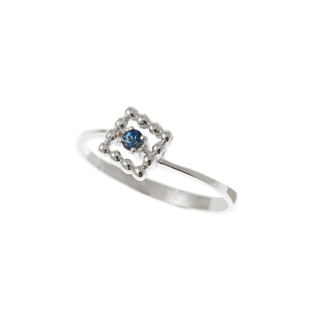 Easy Square Blue Sapphire White Gold Solitaire Ring