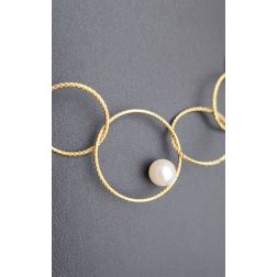 Circle Necklace with Pearls