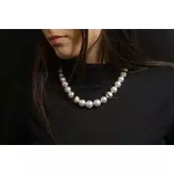 Collana Perle Australiane a scalare