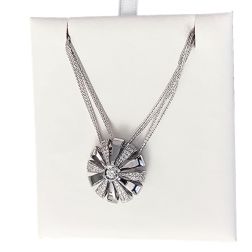 Blossom Necklace in 18kt White Gold with Diamonds