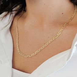 Collana Traversino 50cm x 4.30mm Oro Giallo foto indossata