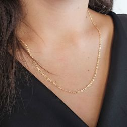 Collana 49cm/50cm catena grumetta ovale piatta sfaccettata 2.20mm foto indossata