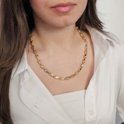Collana 50cm Unisex Bicolore a maglia tridimensionale Chevron foto indossata