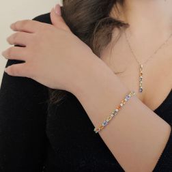 Bracciale Tennis con Zaffiri multicolor e Diamanti foto indossata