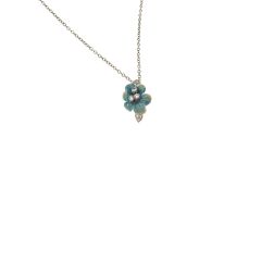 Collana con Ciondolo Fiore Smaltato Celeste in Oro Bianco con Diamanti