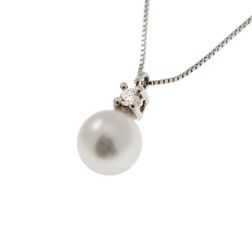 6.5mm Akoya Pearl Necklace with a 0.036ct Diamond