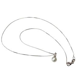 6.5mm Akoya Pearl Necklace with a 0.036ct Diamond