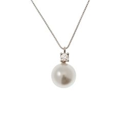 Akoya Pearl Necklace, 8–8.50 mm, with a 0.060 ct Diamond