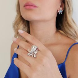 Photo of worn Octopus Ring Diamonds white gold 18kt