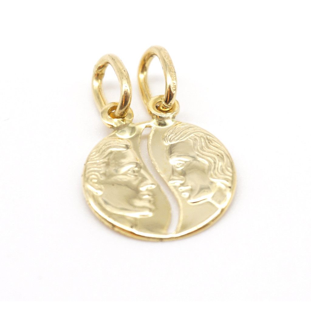 Small round medal of love