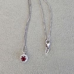 Light Point Ruby on Venetian Necklace Surrounded by White Gold - 7mm