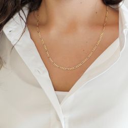 Photo of worn 50cm Necklace 3+1 width of 3mm 18kt yellow and white gold
