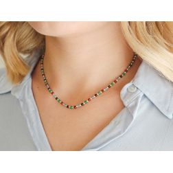 Collana Girocollo sfere multicolor foto indossata