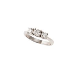 Anello Trilogy Centro da 0.45ct e lati da 0.19ct Diamanti