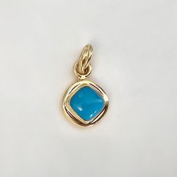 Round pendant with a turquoise rhombus-shaped cabochon and 18kt yellow gold
