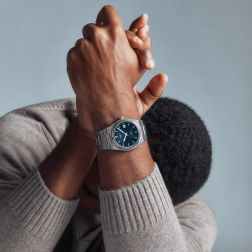 Tissot PRX 40mm
T137.407.11.041.00