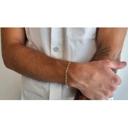 Photo of worn Faceted Snail bracelet x 3mm