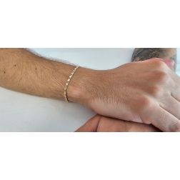 Foto indossata Bracciale lumachina sfaccettata x 3mm