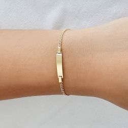 Photo of worn Baby bracelet "traversino" 2mm link with 3.90mm tag