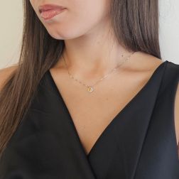 Girocollo Veneta 0.7mm Punto Luce Topazio Giallo Contornato Oro Bianco - 7mm foto indossata